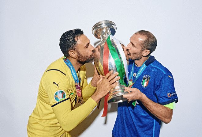 为了鲁尼职 为了鲁尼职